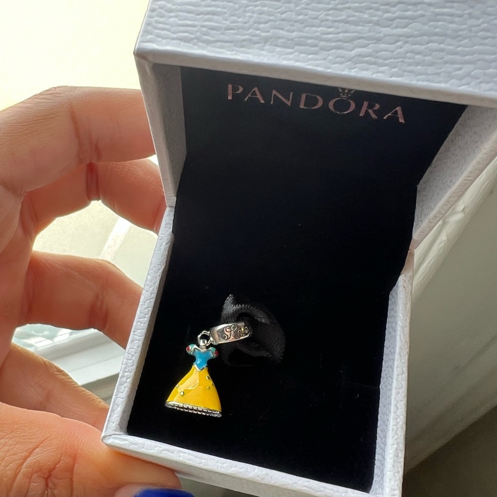 Pandora Disney Snow White Dress Charm